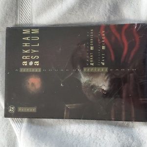 Arkham Asylum: A Serious House on Serious Earth 1989 1st print